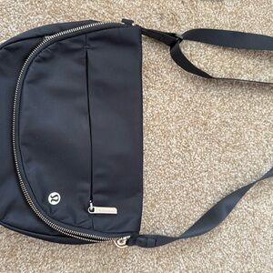 lululemon athletica Black Messenger Crossbody Bag